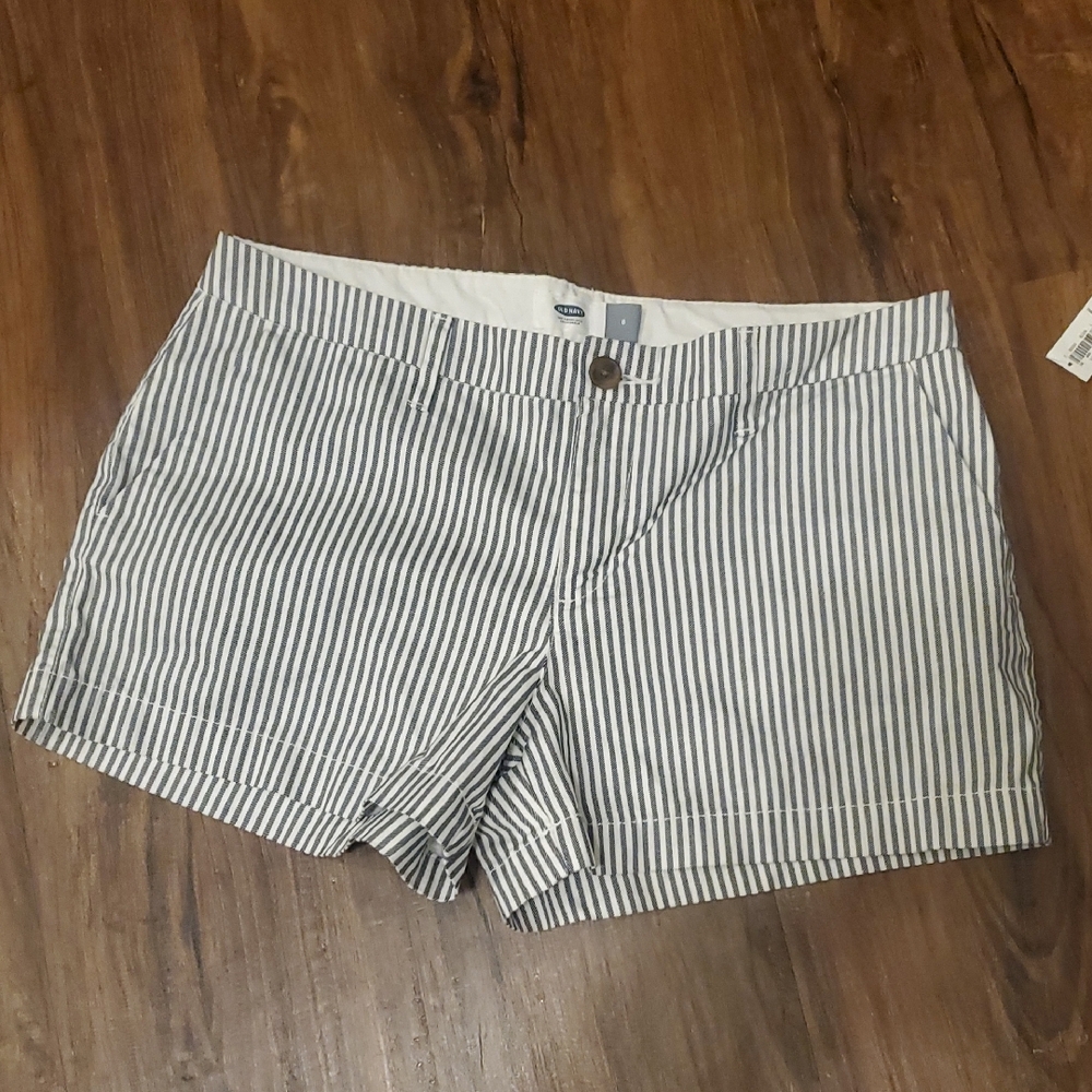 Old Navy Dark Navy Blue Stripes With White Women's Shorts